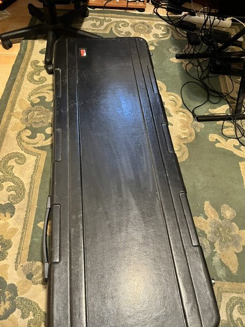 Nord Electro 6D 73 +Funda Cubre polvo Nord + Flightcase Duro 76 marca GATOR de segunda mano · Foto 7 de 10 · Madrid · 1700 €