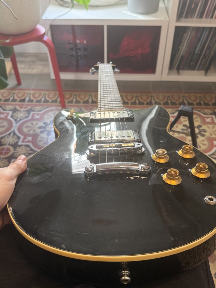 Guitarra Yamaha SG 500 (1979-1980)