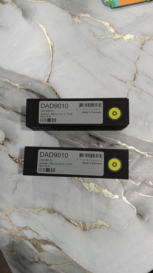 Adaptador DPA DAD9010 (MicroLock a TA4F Mini-XLR) - NUEVO de segunda mano · Foto 1 de 4 · Barcelona · 150 €