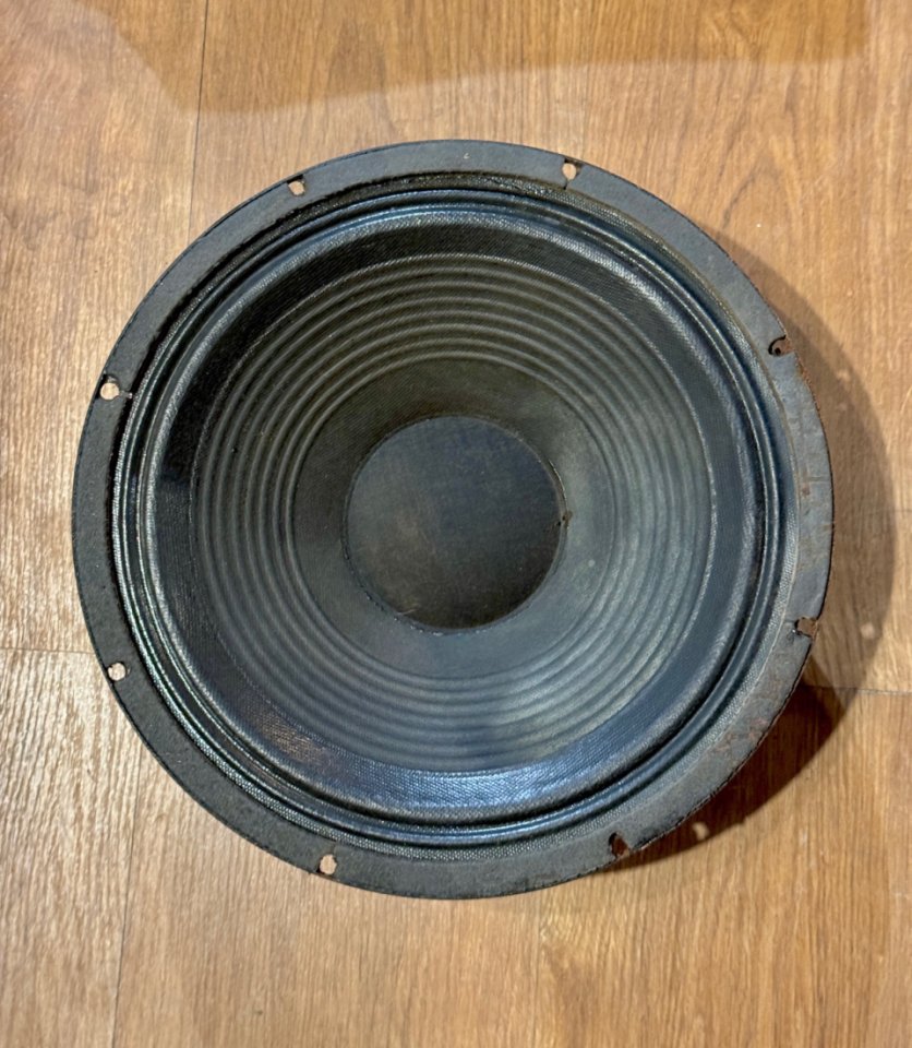 Altavoz Fane 12" 8ohm 30w de segunda mano · Foto 5 de 5 · Cádiz · 90 €