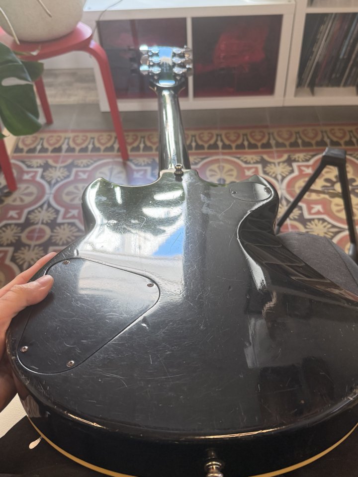 Guitarra Yamaha SG 500 (1979-1980)