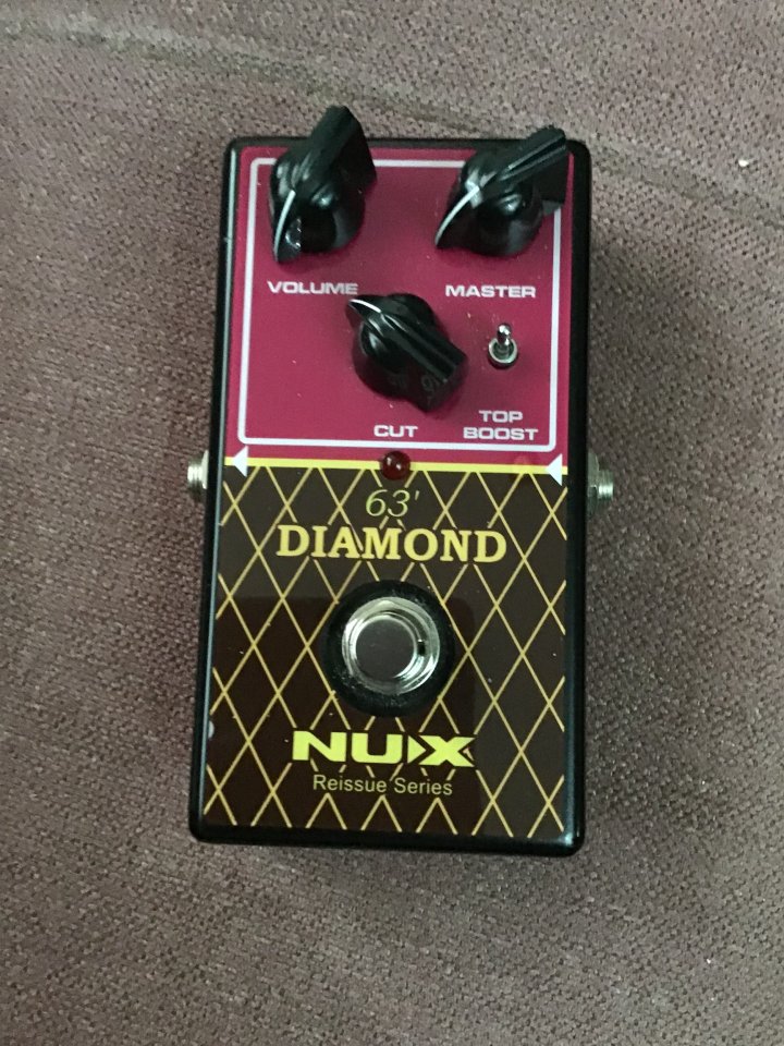 Nux diamond booster xp y afinador valenton de segunda mano · Foto 1 de 3 · Barcelona