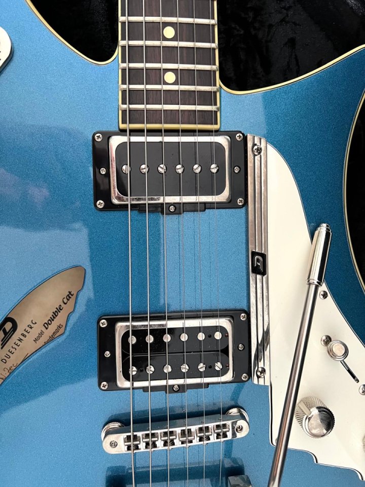 Duesenberg doble cat de segunda mano · Foto 6 de 10 · SC Tenerife · 1900 €