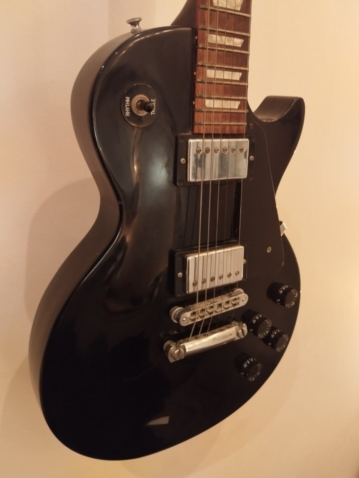 Gibson les paul studio 2008