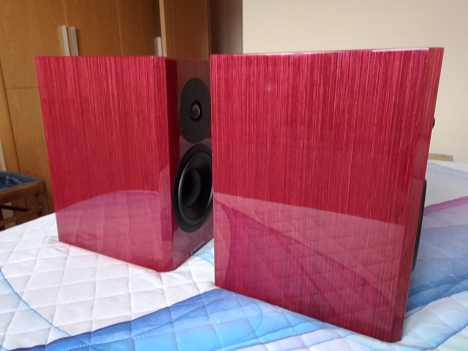 Dynaudio Special Forty (Rojo lacado) - Estado 10/10 - Ocasión