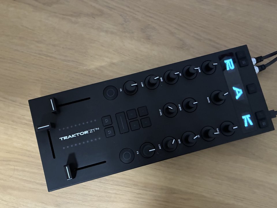 Traktor Z1 MK2 + Accesorios de segunda mano · Foto 2 de 4 · Albacete · 225 €