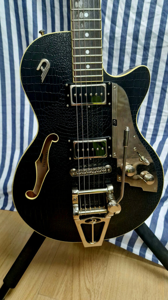 Duesenberg Starplayer TV Outlaw – Estado NUEVO