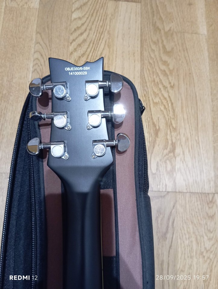 Ortega OBJE350/6-SBK Banjo 6 cuerdas