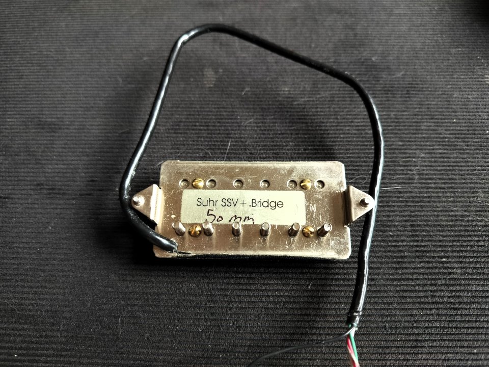Pastilla Suhr SSV+ Zebra Bridge 4 hilos de segunda mano · Foto 2 de 3 · Valladolid · 110 €
