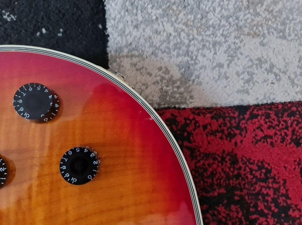 Gibson Les Paul Custom Cherry Sunburst de segunda mano · Foto 3 de 7 · Badajoz · 4100 €