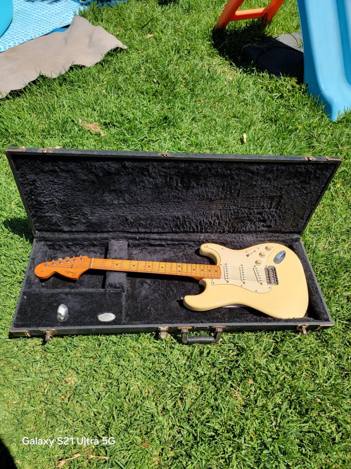 Fender USA ‘68 Reverse Stratocaster 2001-02 - Olympic White voodoo hendrix de segunda mano · Foto 1 de 8 · Pontevedra · 1999 €