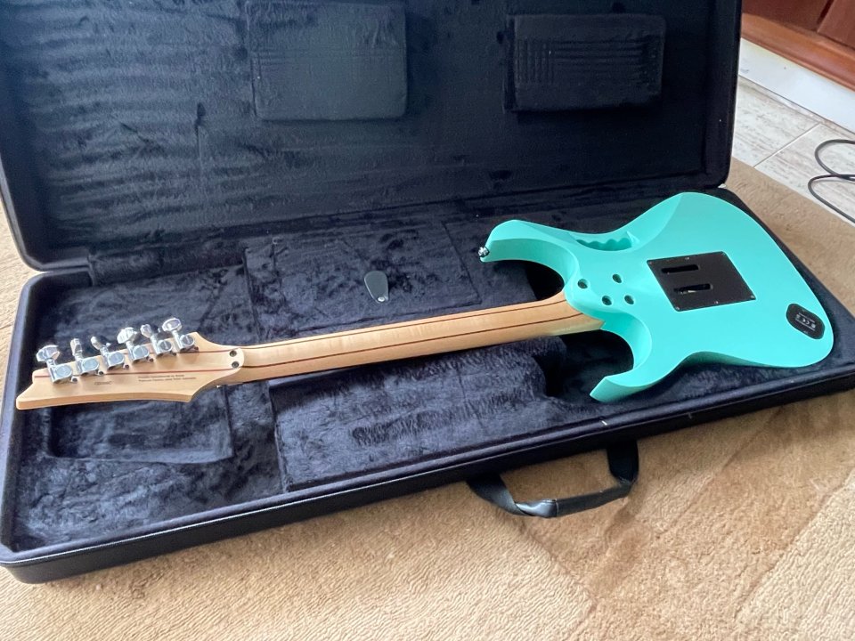 Ibanez  jem70v