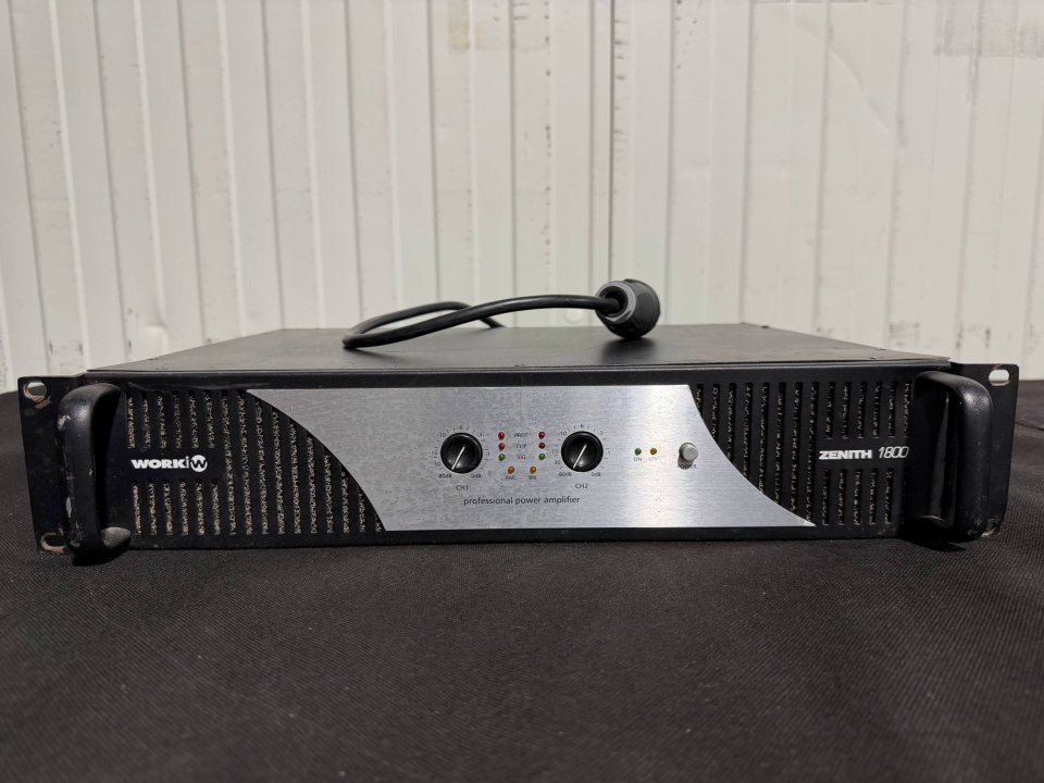 Etapa de potencia Work Zenith 1800 de segunda mano · Foto 1 de 2 · Cáceres · 250 €