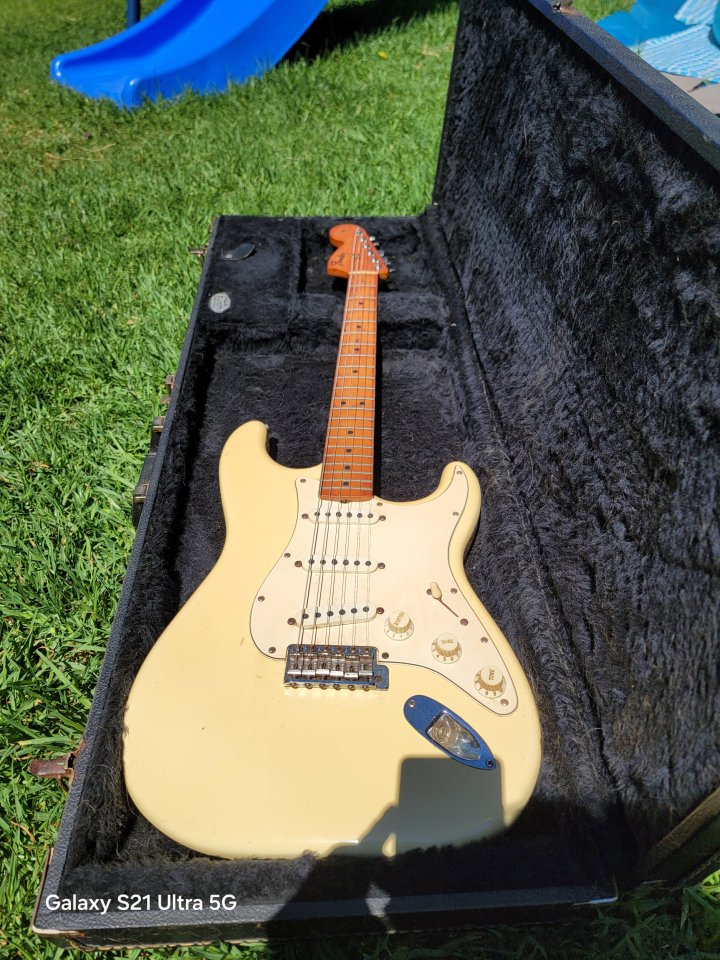 Fender USA ‘68 Reverse Stratocaster 2001-02 - Olympic White voodoo hendrix de segunda mano · Foto 3 de 8 · Pontevedra · 1999 €