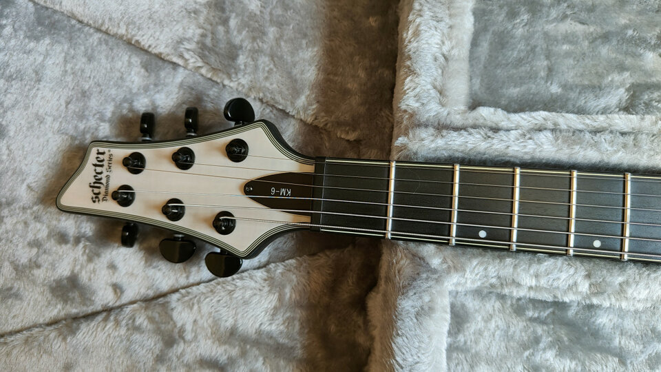 Schecter KM6 de segunda mano · Foto 5 de 7 · Toledo · 600 €