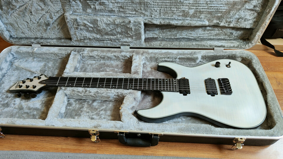 Schecter KM6 de segunda mano · Foto 6 de 7 · Toledo · 600 €