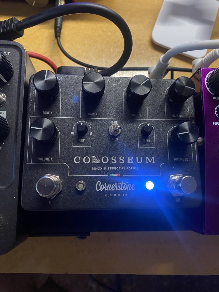 Cornerstone Colosseum LTD Black