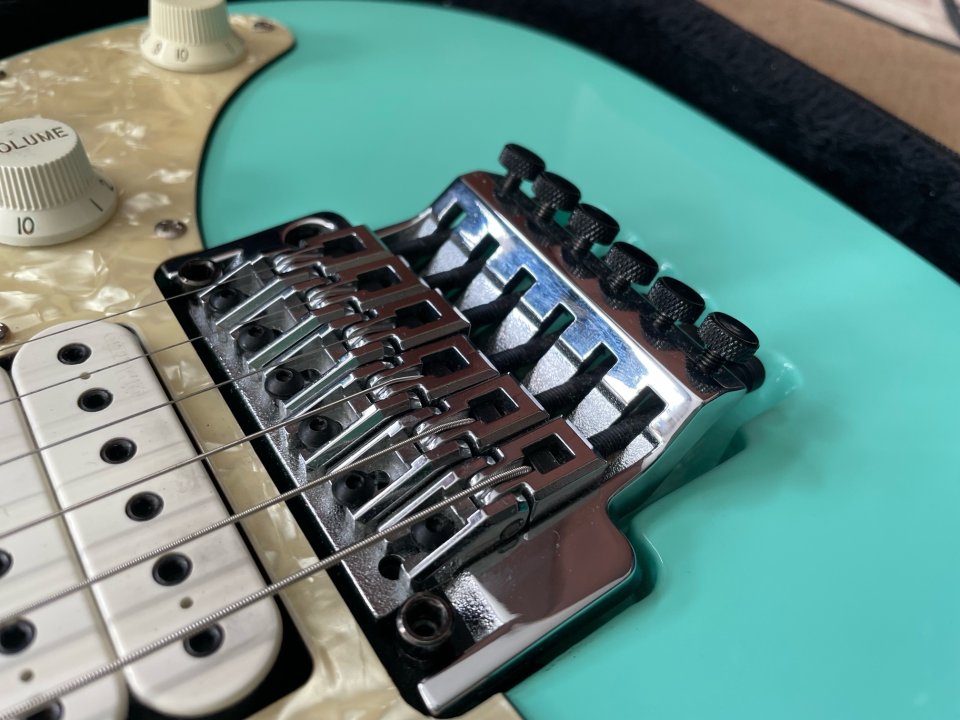 Ibanez  jem70v