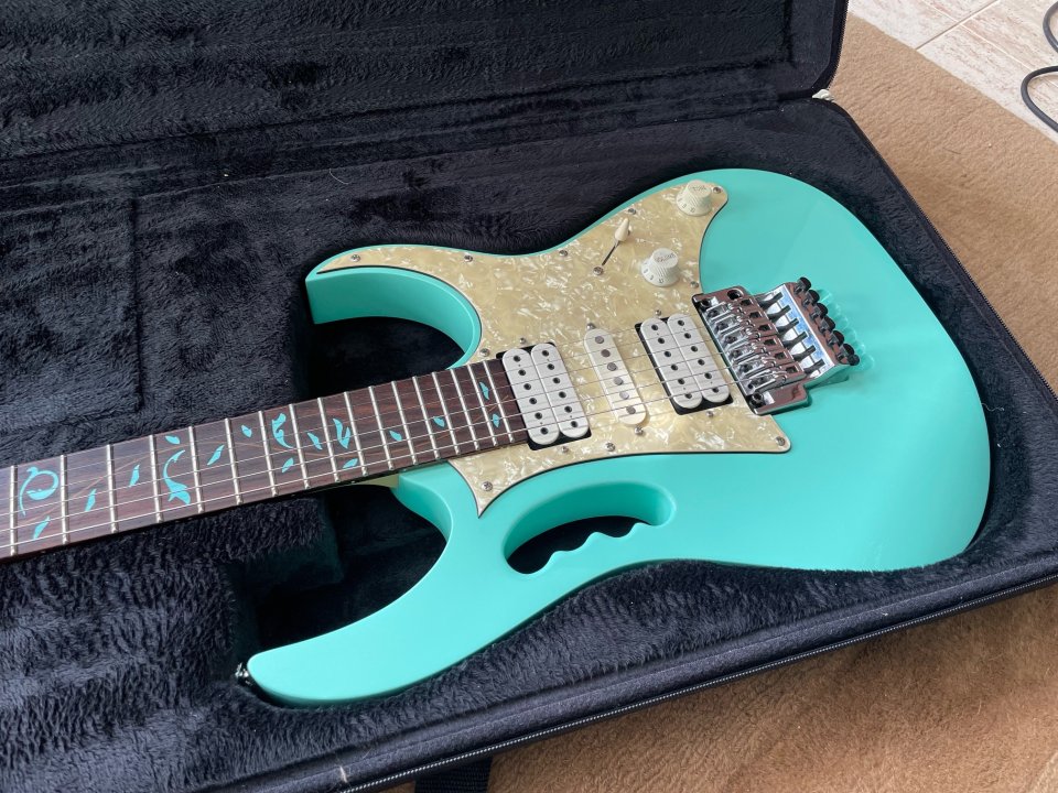 Ibanez  jem70v