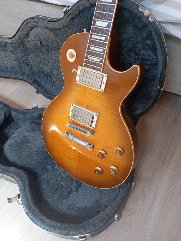 Gibson les paul standard plus 2002 de segunda mano · Foto 4 de 7 · Sevilla · 1800 €