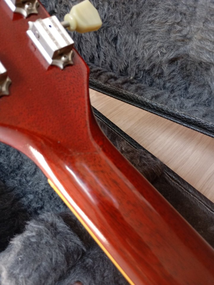 Gibson les paul standard plus 2002 de segunda mano · Foto 5 de 7 · Sevilla · 1800 €