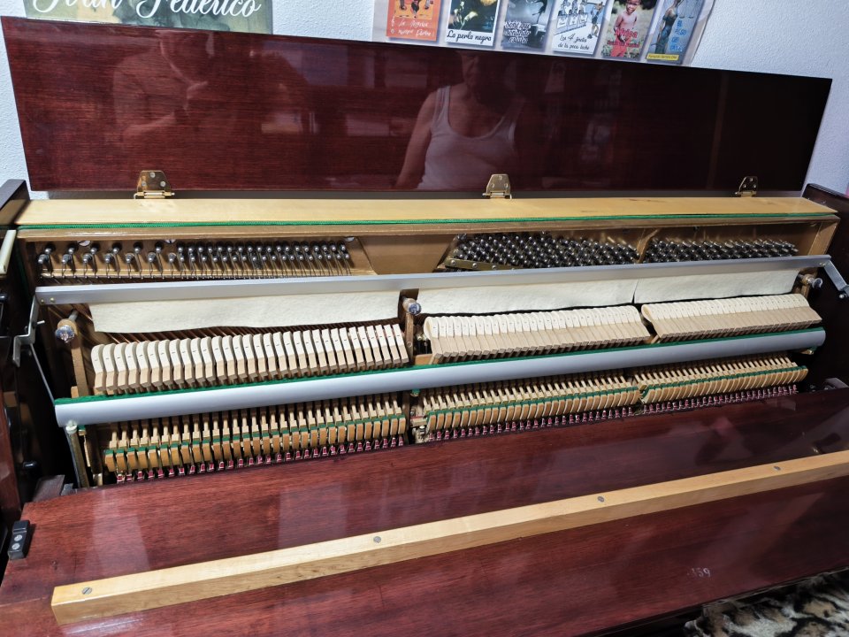 Piano Melford de segunda mano · Foto 5 de 5 · Alicante · 1200 €