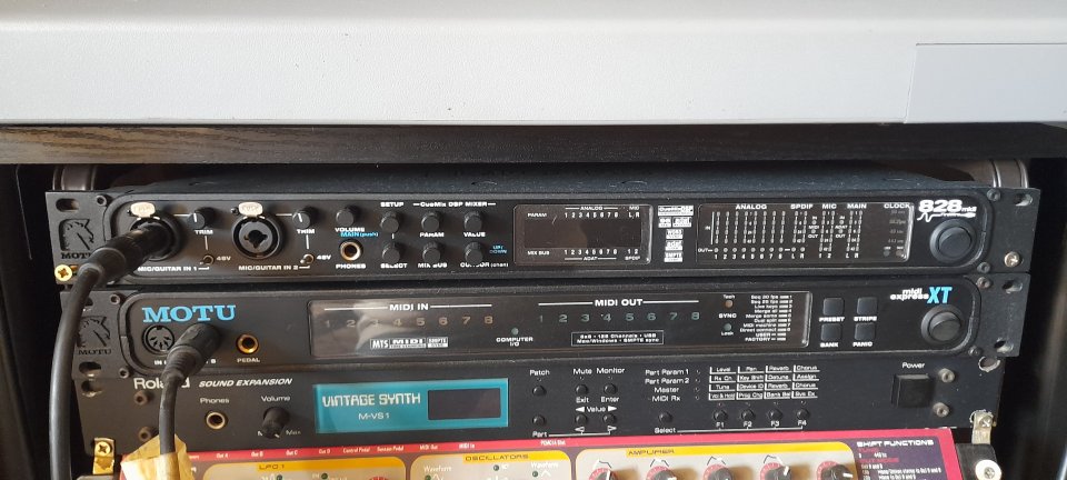 Tarjeta sonido motu MK2