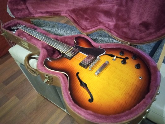 Gibson Memphis ES-335 Dot Limited Run Bourbon Burst (2014) de segunda mano · Foto 2 de 3 · Jaén · 3250 €