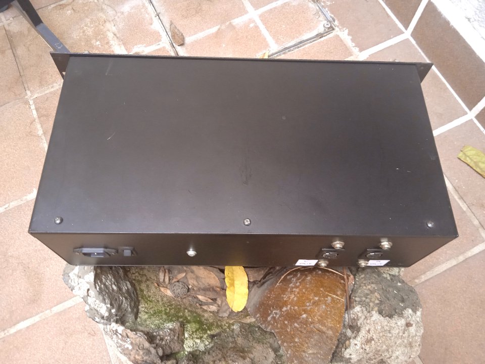 2 Canales de una Neotek1E, consola fabricada en Chicago, EEUU, Superprecio!