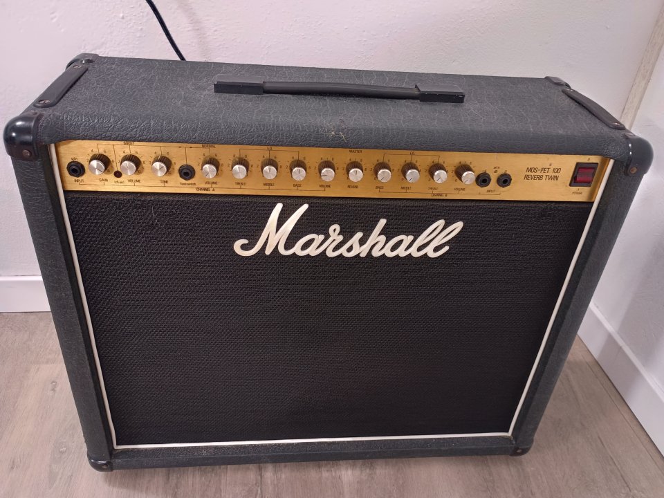 Marshall 2x12 reverb twin de segunda mano · Foto 1 de 7 · Málaga · 250 €