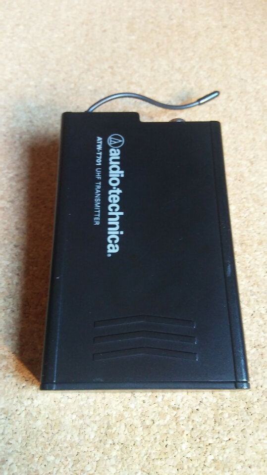 Inalámbrico Para Guitarra Audio Technica ATW-T701 (700 Series Professional UHF Wireless Systems)