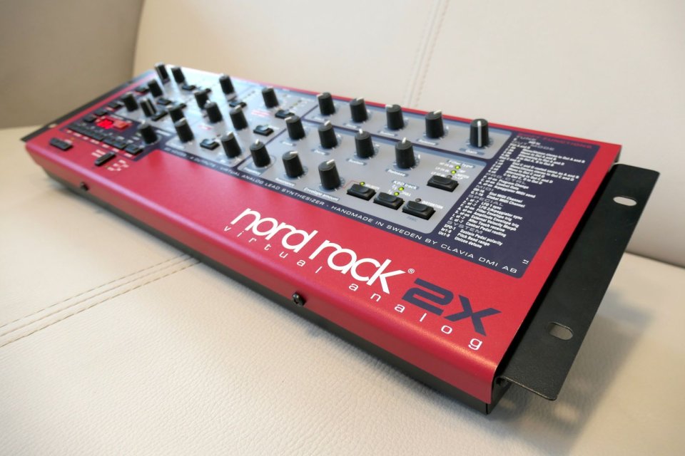 Nord Rack 2X de segunda mano · Foto 3 de 8 · Barcelona · 950 €