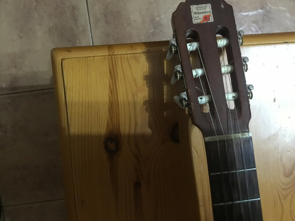 Rebajado..Surtido de Guitarras,...económicas