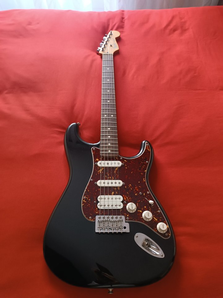 Fender Stratocaster Deluxe Lone Star