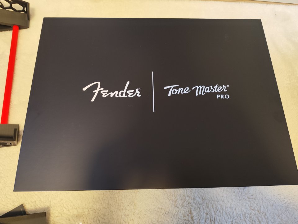 Fender Tone Master Pro (Impecable, con caja, accesorios y soporte 3D) de segunda mano · Foto 1 de 10 · A Coruña · 1100 €