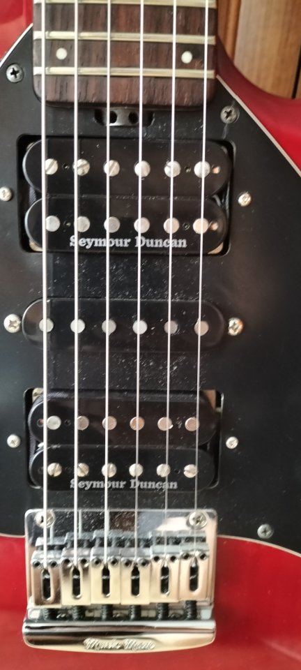 Music man silhouette '96 de segunda mano · Foto 3 de 9 · Cantabria · 1500 €