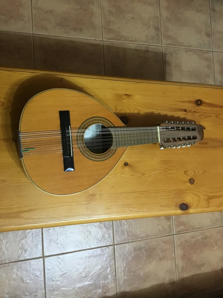 Rebajado..Surtido de Guitarras,...económicas