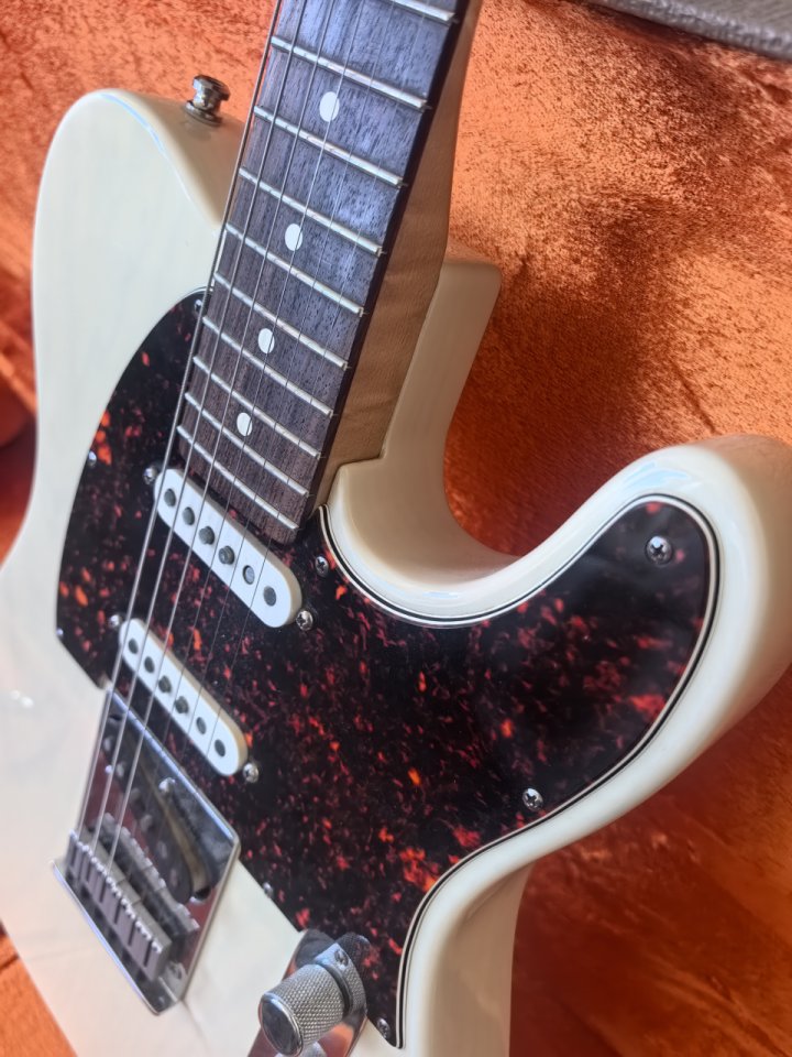 Fender Telecaster Custom Shop Classic Series Blonde 1999 de segunda mano · Foto 2 de 10 · Madrid · 2050 €