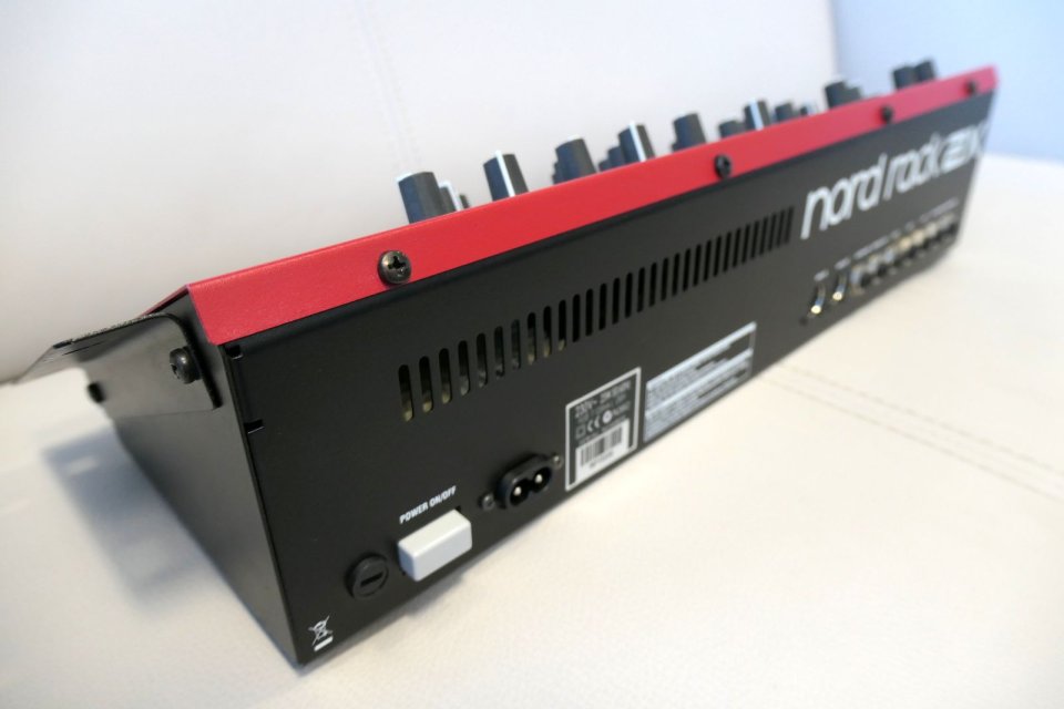 Nord Rack 2X de segunda mano · Foto 5 de 8 · Barcelona · 950 €