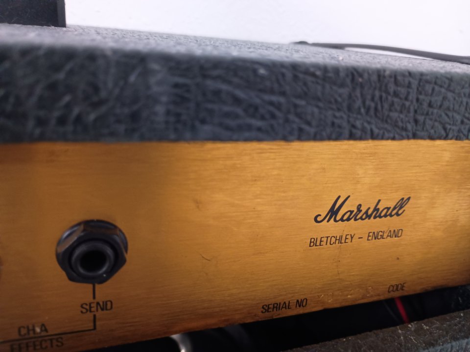 Marshall 2x12 reverb twin de segunda mano · Foto 7 de 7 · Málaga · 250 €