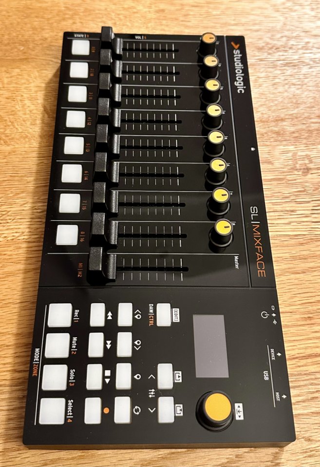 Studiologic SL MIXFACE de segunda mano · Foto 3 de 6 · Madrid · 125 €