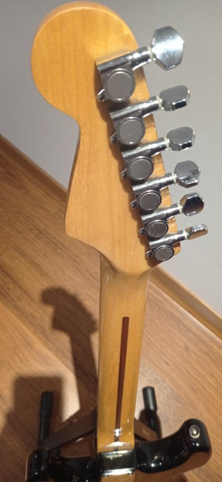 Guitarra eléctrica Squier Corea 1989 nueva de segunda mano · Foto 8 de 10 · Cuenca · 210 €
