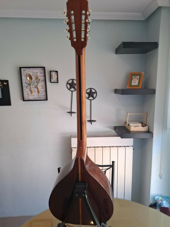 bouzouki artesanal