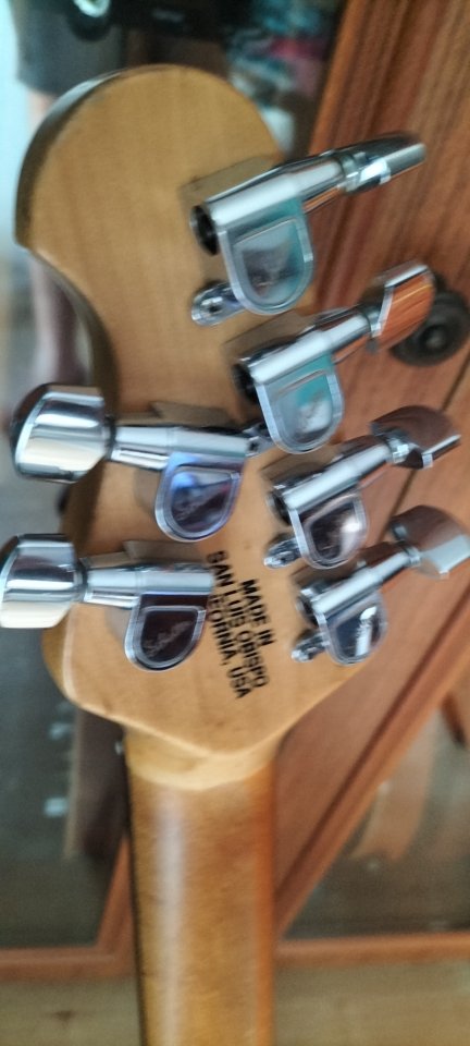 Music man silhouette '96 de segunda mano · Foto 8 de 9 · Cantabria · 1500 €
