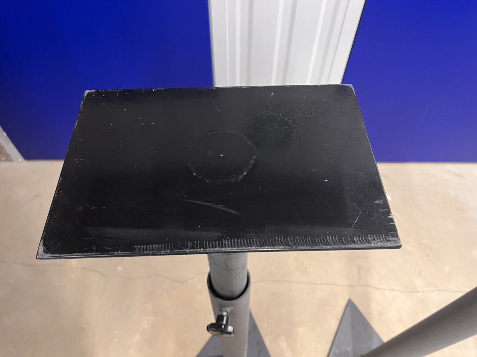 Soportes de hierro a medida para monitores de estudio de segunda mano · Foto 2 de 4 · Barcelona · 279 €