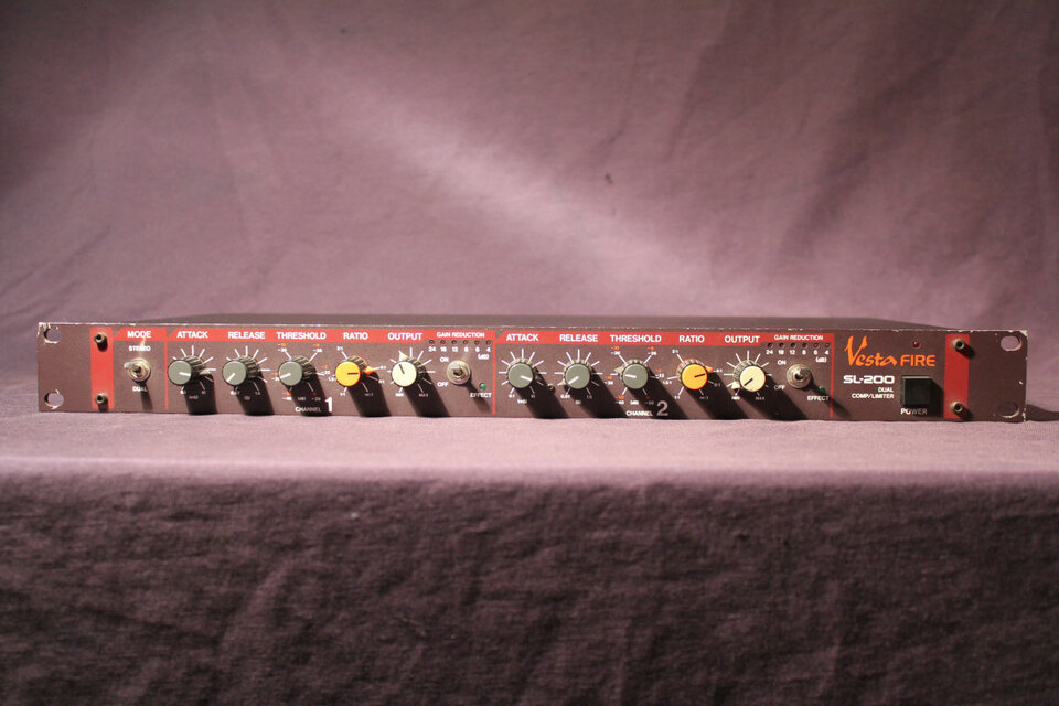 Vesta Fire SL-200 Comp/Limiter