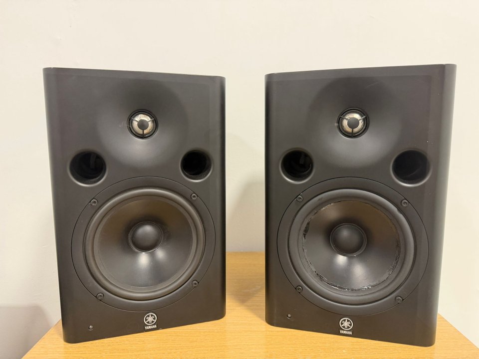Altavoces de estudio Yamaha SP7 de segunda mano · Foto 2 de 4 · Málaga · 550 €