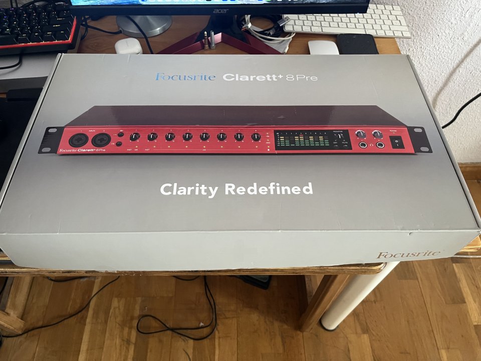 Focusrite Clarett 8 pre de segunda mano · Foto 7 de 7 · Málaga · 600 €
