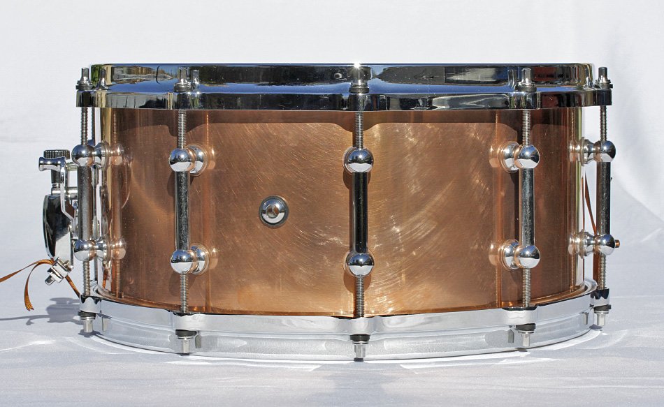 Caja de 14"x6,5" con casco de cobre y aros die cast de segunda mano · Foto 4 de 10 · Segovia · 350 €