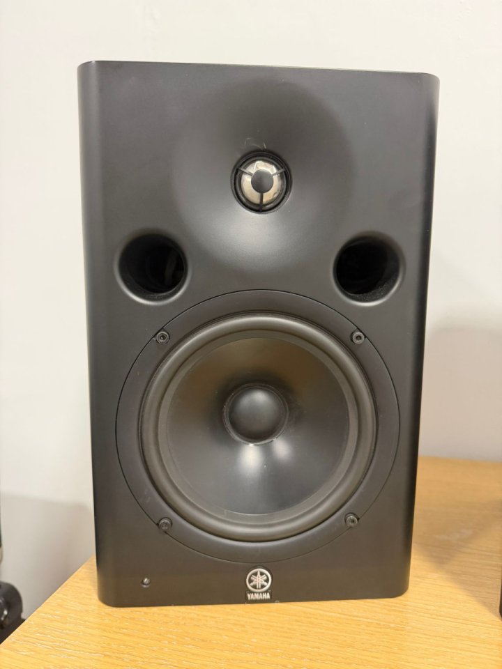 Altavoces de estudio Yamaha SP7 de segunda mano · Foto 4 de 4 · Málaga · 550 €
